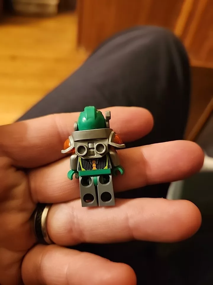 Минифигурка с плоским серебряным козырьком LEGO Aaron 70325 Nexo Knights Castle - Изображение 4 из 4