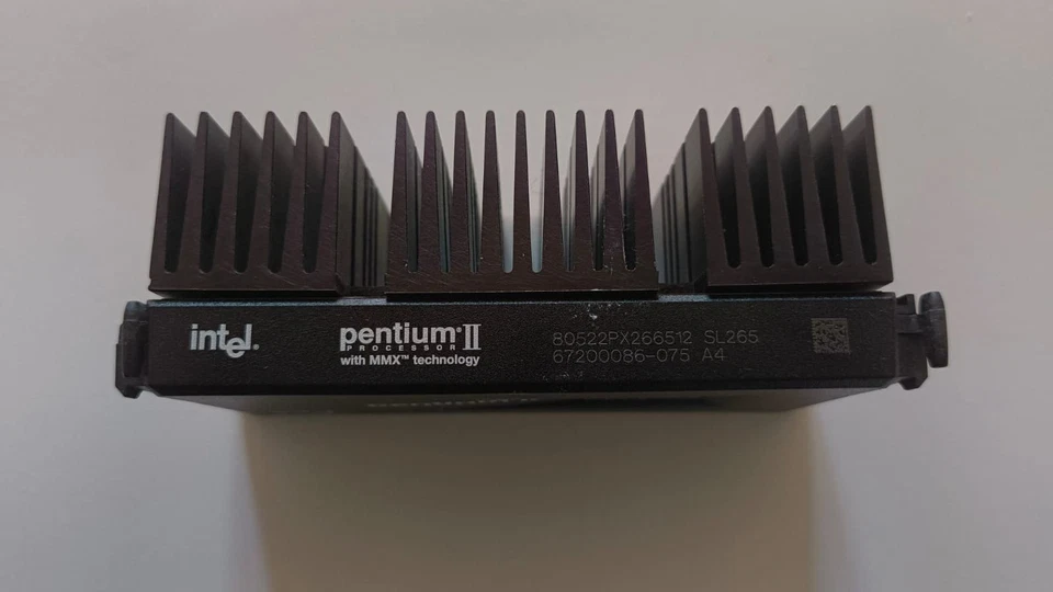 Intel Pentium II 266 MHz - SL265 - - Immagine 3 di 3