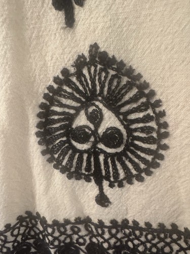 Blusa túnica bordada vintage años 60-70 hecha a mano en lino de Oriente Medio - Imagen 4 de 12