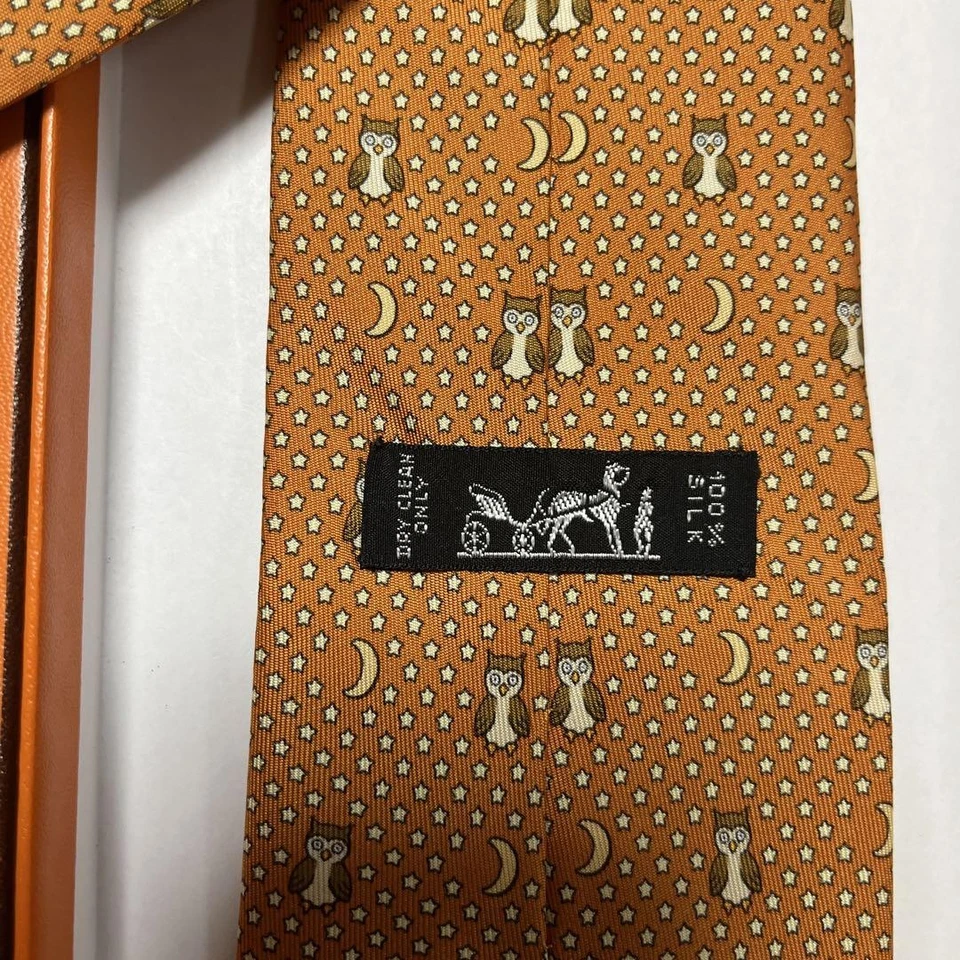 Corbata Hermes Orange Owl Moon Star Excelente Usada Para Hombre Sin Caja Foto 2 de 4