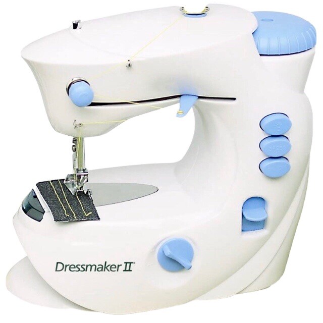 DRESSMAKER 2 SEWING CENTER & 100 PC ACCESSORY KIT
