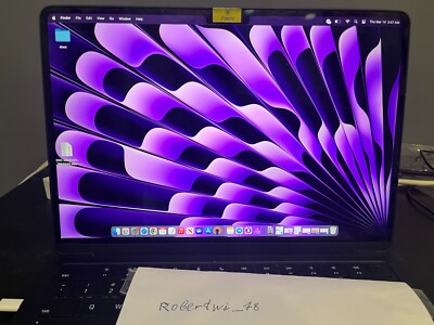 Apple Macbook Air 13.6'' M2 Chip 8GB RAM 512GB SSD Midnight MLY43LL/A 2022 Model