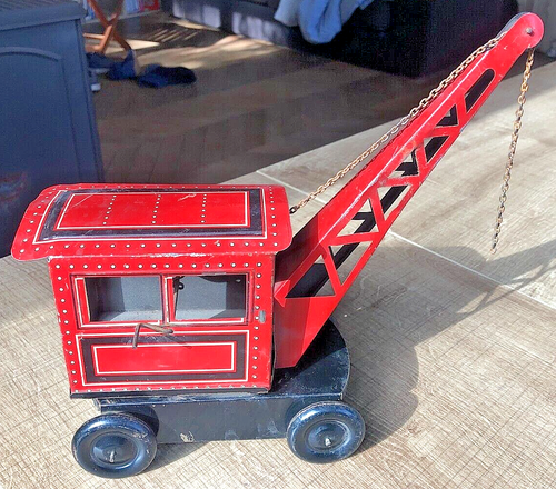 VÉBÉ GRUE ROULANTE TÔLE LITHOGRAPHIÉE Ht 20 cm ÉTAT DE JEU EUR 35,00 - FR