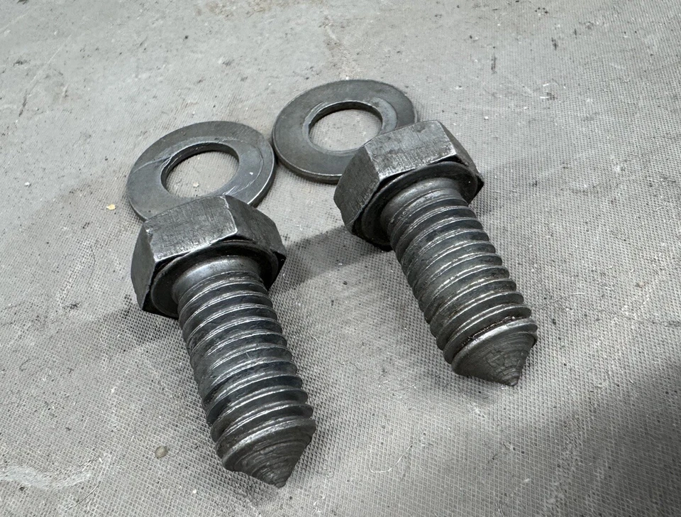 1961-1966 Ford Galaxie Transmissão Crossmember Mount Cross Member Frame Parafusos - Imagem 4 de 4