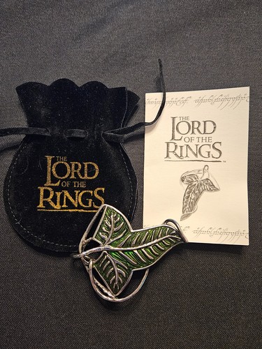 Vintage Original Lord of the Rings Silver Elven Leaf Lórien Brooch Pin