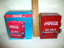 DISTRIBUTEUR DE CURE-DENTS EN PLASTIQUE COCA COLA 1995 AVEC 200 CURE-DENTS NOS CHINE