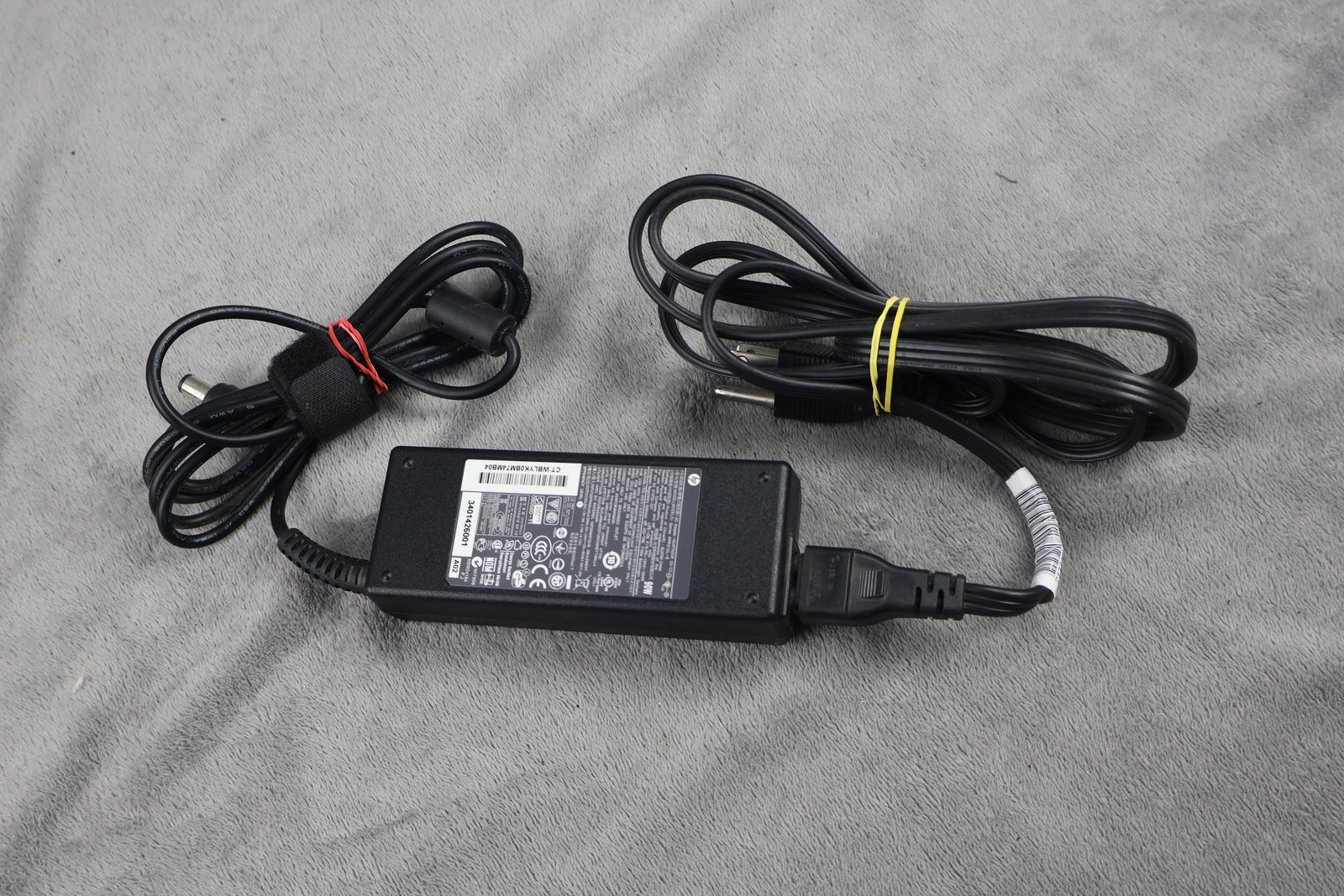 Charger 19v 4.74a Power Supply Black Genuine Oem