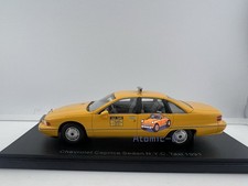 BOS 1/43 CHEVROLET CAPRICE American taxi resin model car 
