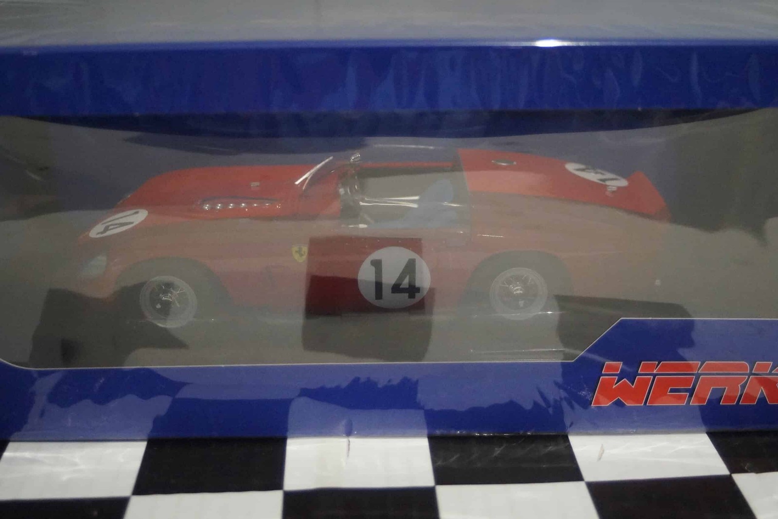 Werk83 Ferrari 250 TR61 #14 1961 Winner Sebring 1:18 Diecast W18046002