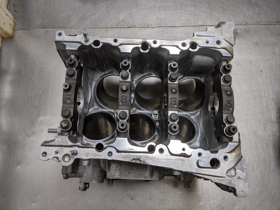 发动机气缸座适用于 16 - 20 丰田塔科马 3.5 1140109A21 燃气 — 第 2/4 张图片