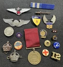 Lot of WW1 WW2 Military Collar Pins, Badges, Medal, Ribbons, Wings US & UK