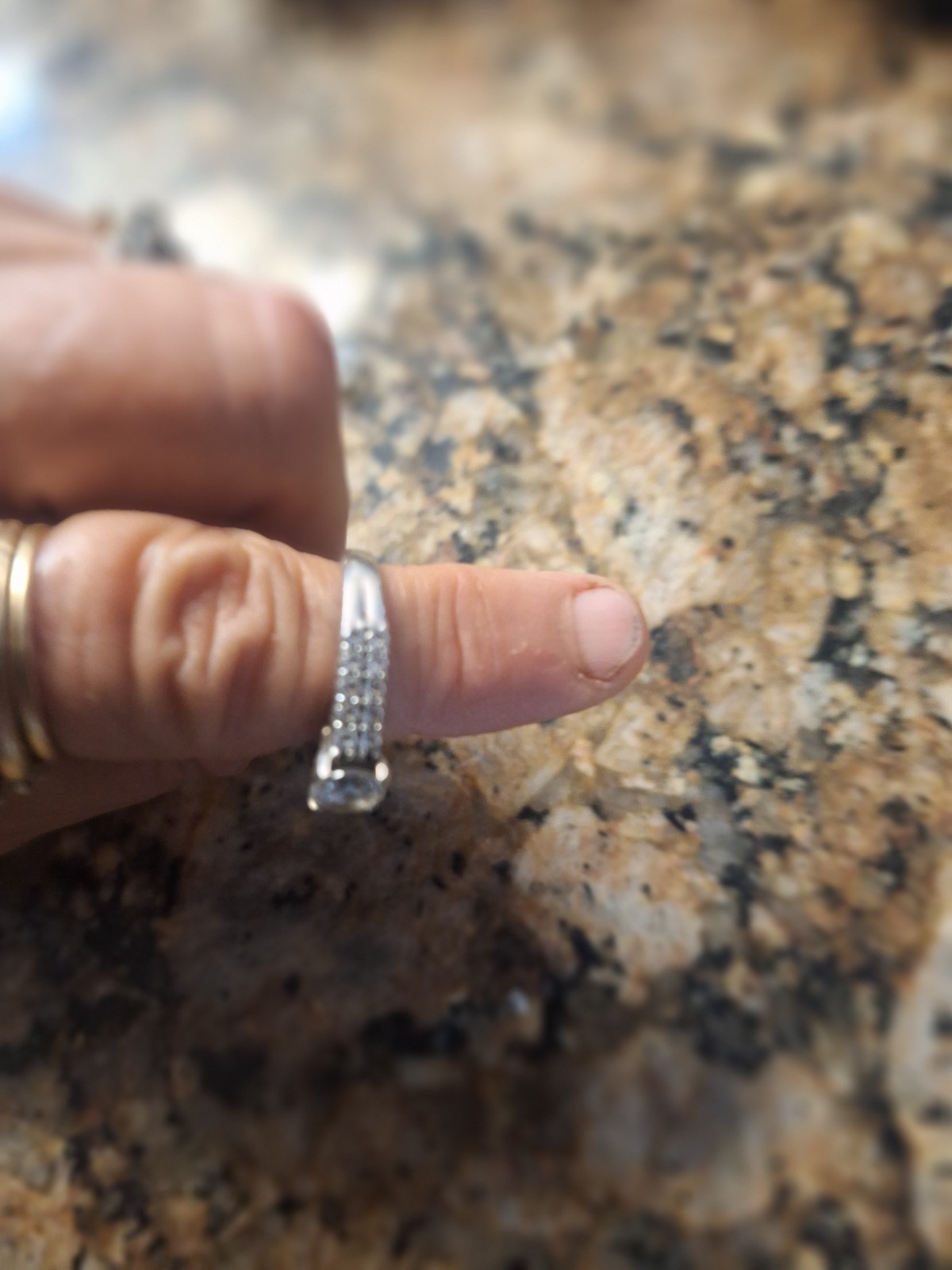 Silver Ring Size 7(?) Marked 925 - image 3