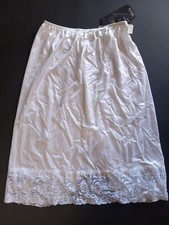 Vintage Vanity Fair Jentell White Nylon Lace Slip Skirt Size M 26" NEW NWT NOS