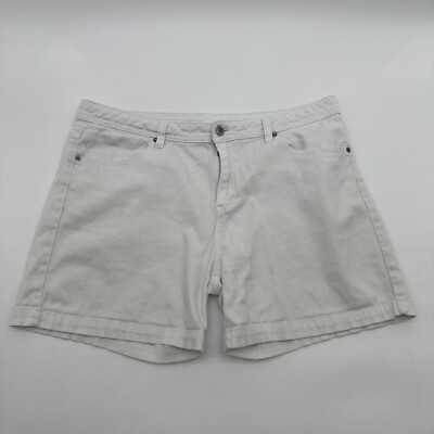 PBX Basics Short Women Size 14 White Solid Pocket  .#18328