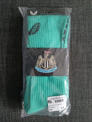 Newcastle United Fußballsocken in voller Länge. Grün, Größe 6-9 - *nagelneu*