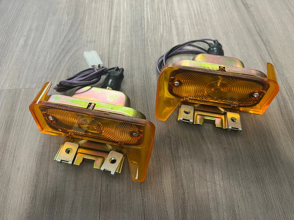 Pontiac GTO 1964 1965 Lemans Tempest ámbar luces de giro delanteras conjuntos Foto 2 de 4