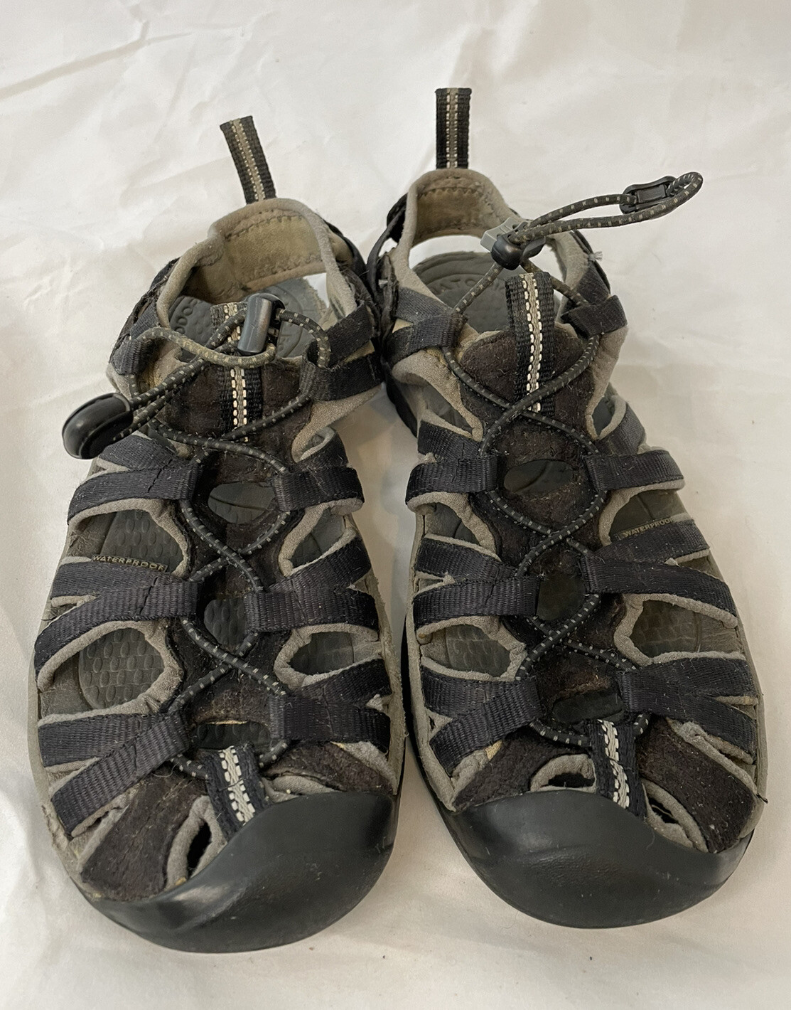 Keen Sandali Donna 7 Sussurri Impermeabili Scarpe Nero Grigio Outdoor Escursionismo