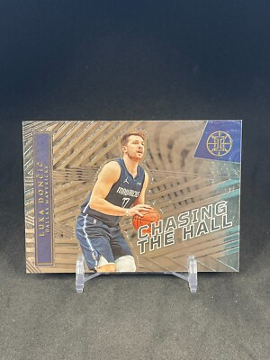 2021-22 PANINI ILLUSIONS LUKA DONCIC #7 CHASING THE HALL