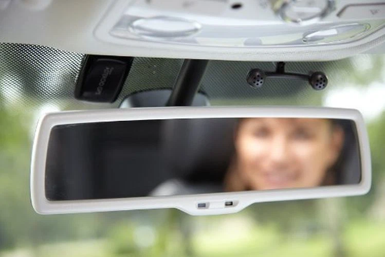 Parrot ASTEROID SMART Navigation Bluetooth  USB Touch TFT 2-DIN Autoradio 4x55W - Bild 4 von 4