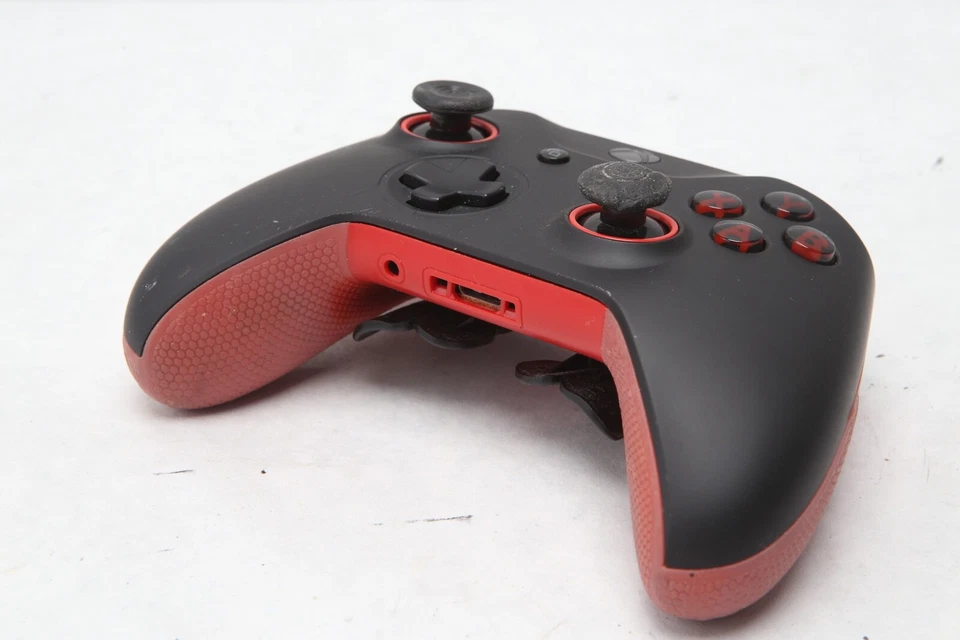 Scuf Gaming Prestige Xbox One Customizable Gaming Controller BAD BATTERY R43 - Image 2 of 4