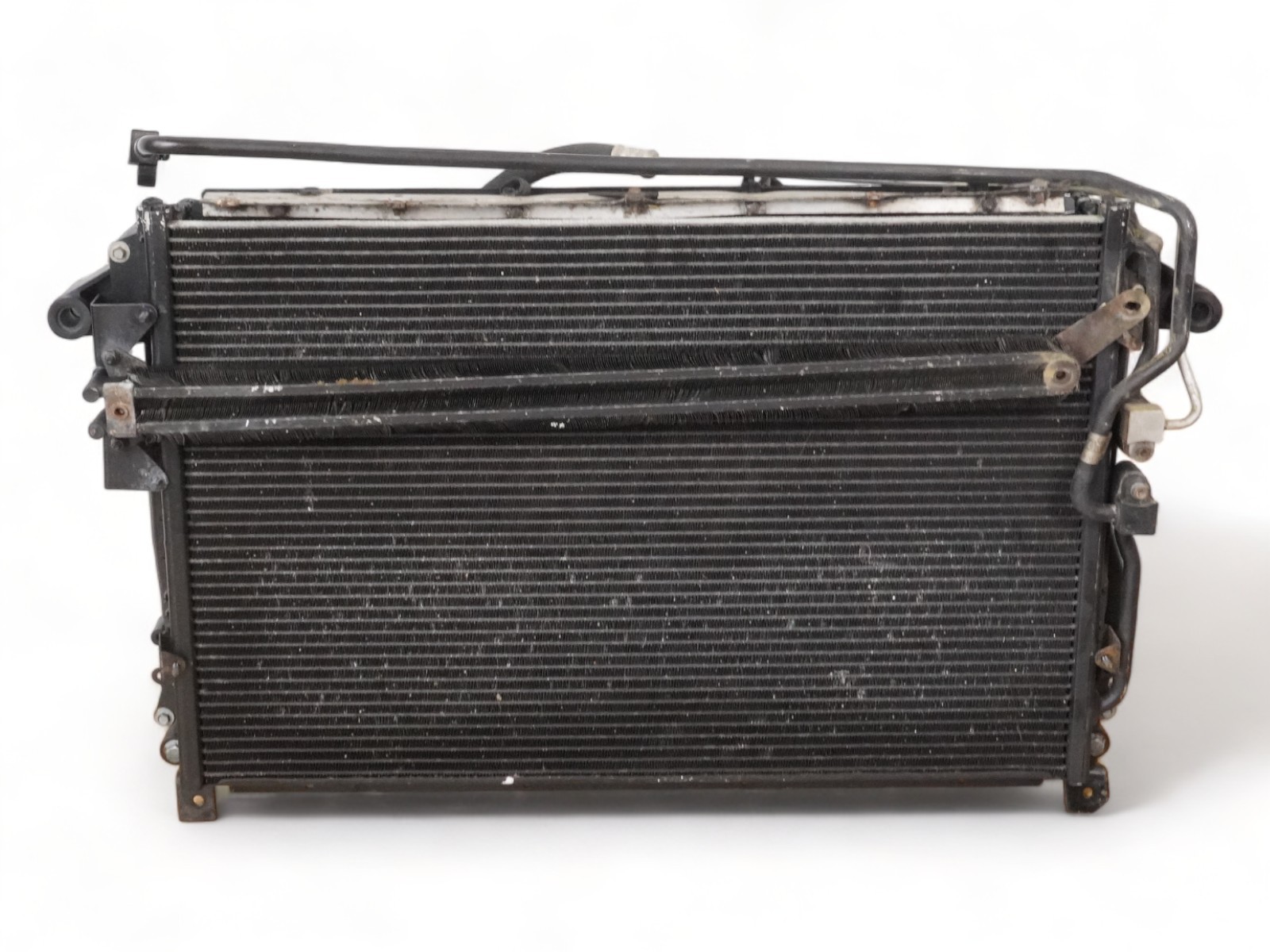 2005-2007 Maserati Quattroporte M139 OEM Engine Cooling Radiator W/Fan 000223561