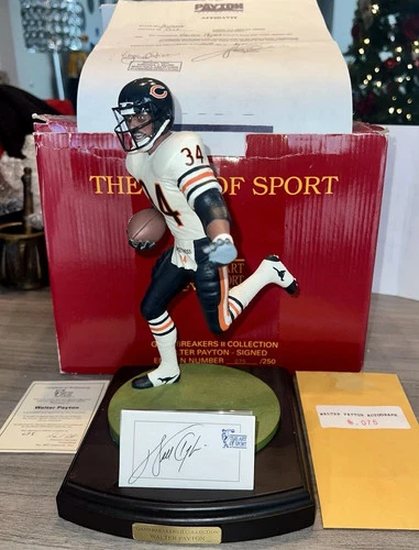 WALTER PAYTON SIGNED AUTOGRAPH ART OF SPORT FIGURINE LTD 75/250 WPF COA
