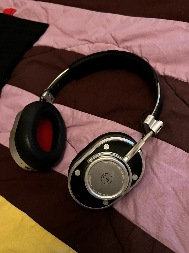 Master & Dynamic для Leica 0,95 накладные наушники с чехлом - Изображение 2 из 4