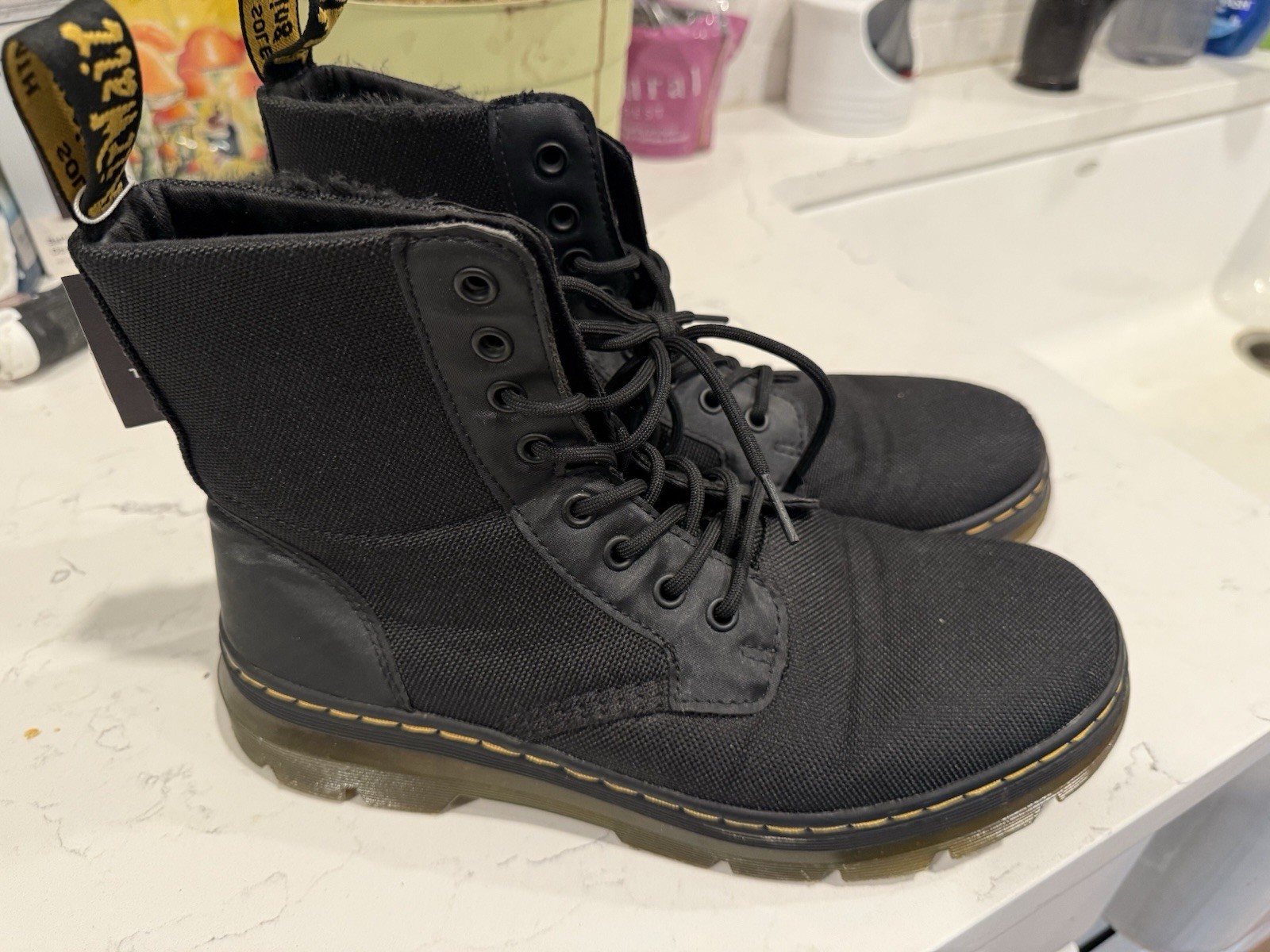 Doc Martens Combs Casual Combat Boot Men's 8 Women's 9 Air Wair