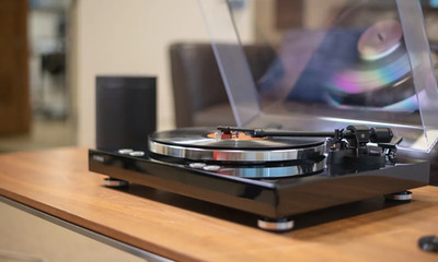 Yamaha MusicCast VINYL 500 MusicCast Turntable WIFI (Used)