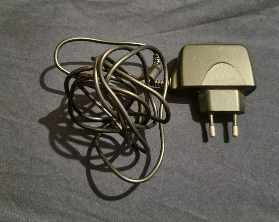 Cellulare LG KF300  Nero  - Immagine 4 di 4