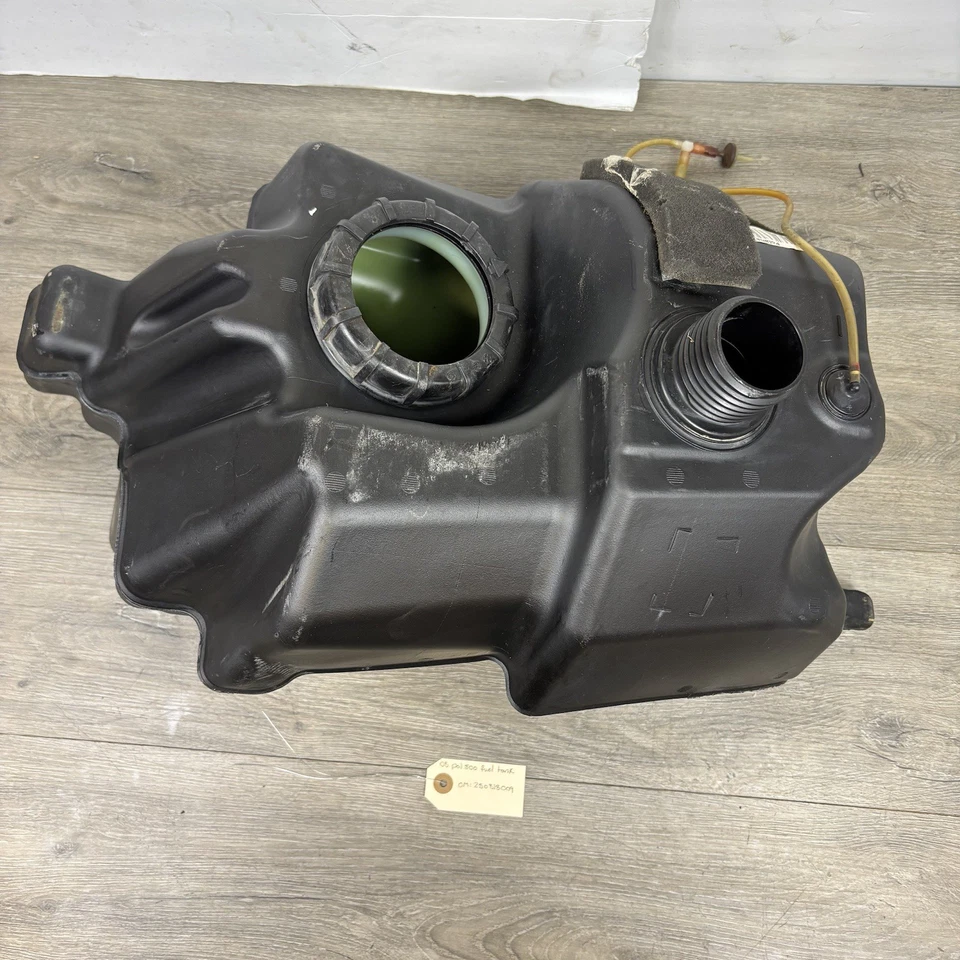 2008 Polaris Sportsman 500 EFI Fuel Gas Tank 2520865 - Image 3 of 4
