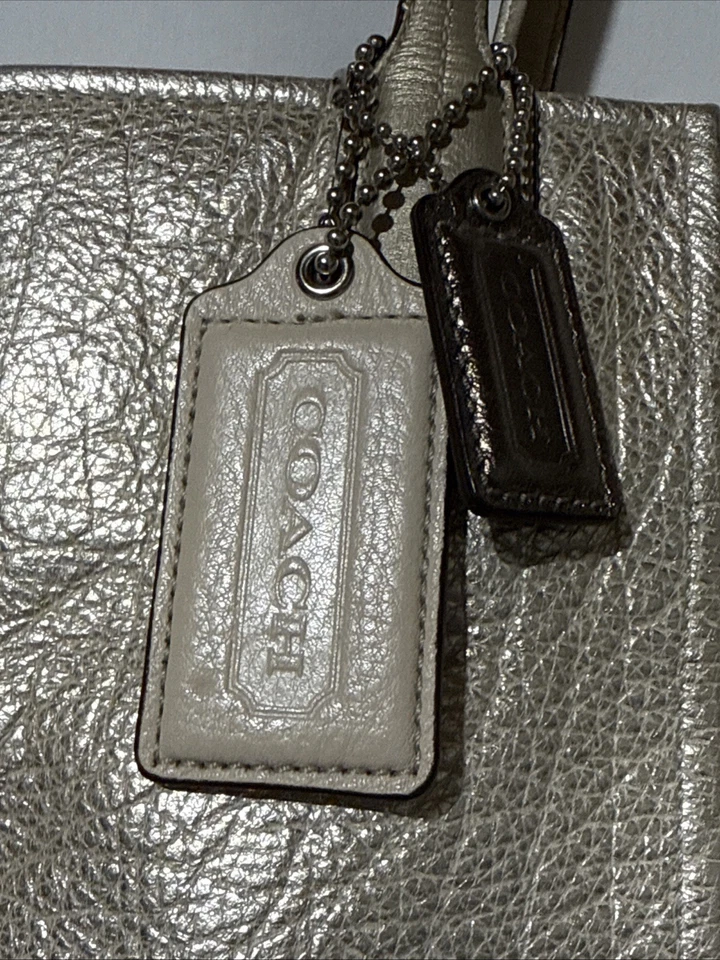 Coach Chelsea Leather Stripe Charlie Carryall Tote Bag Purse Cream Gold - Image 3 of 4