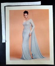Miss India & Miss Asia Pacific 2000 Dia Mirza contest photographs (5) & slides