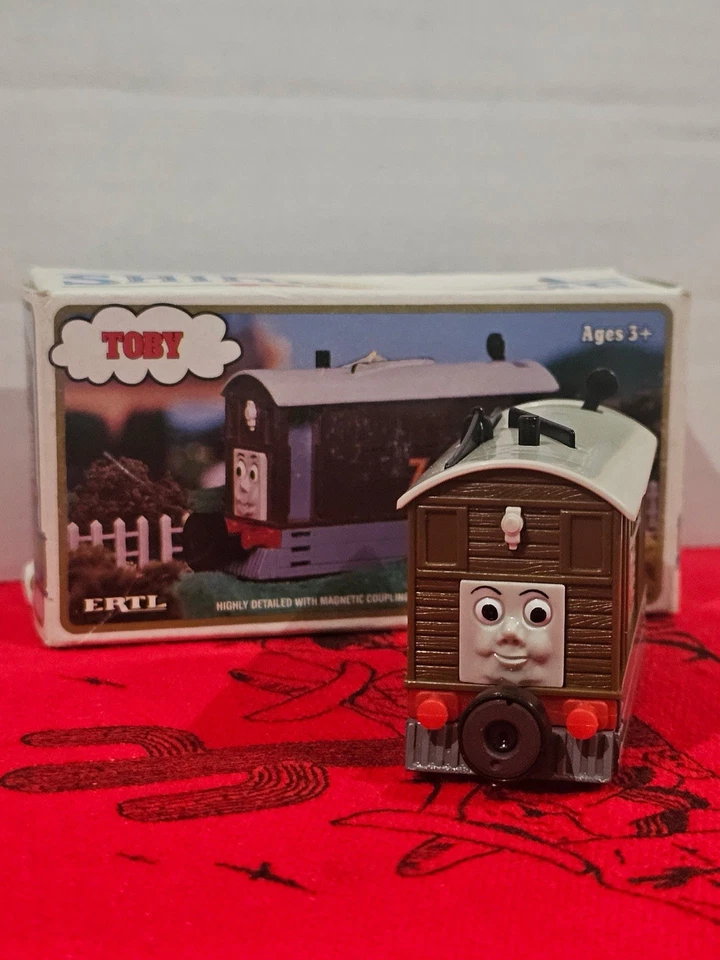 Ertl Línea Dorada Toby Tranvía Coche Thomas El Tren Diecast Raro De Colección 1993 Lote De 4 Foto 2 de 3