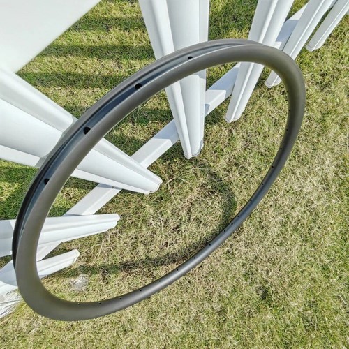 Ultralight 700C Road Bike Rims Carbon Fiber Tubeless Bicycle Wheel 35/50/60x28mm - Picture 3 of 12
