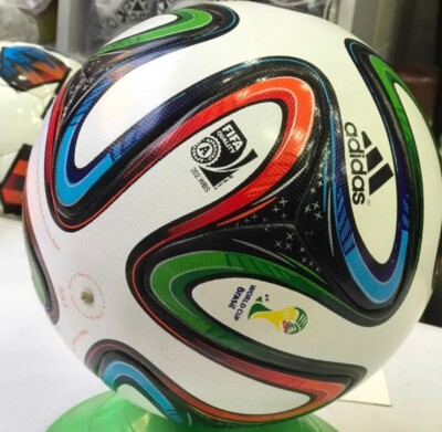 レア adidas Brazuca 2014 FIFA WORLD CUP Adidas Brazuca 2014 World