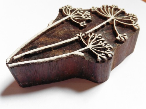 Floral Seedhead Wood Stamp 7x10.3cm Indian Hand Carved Printing Block - Picture 3 of 3
