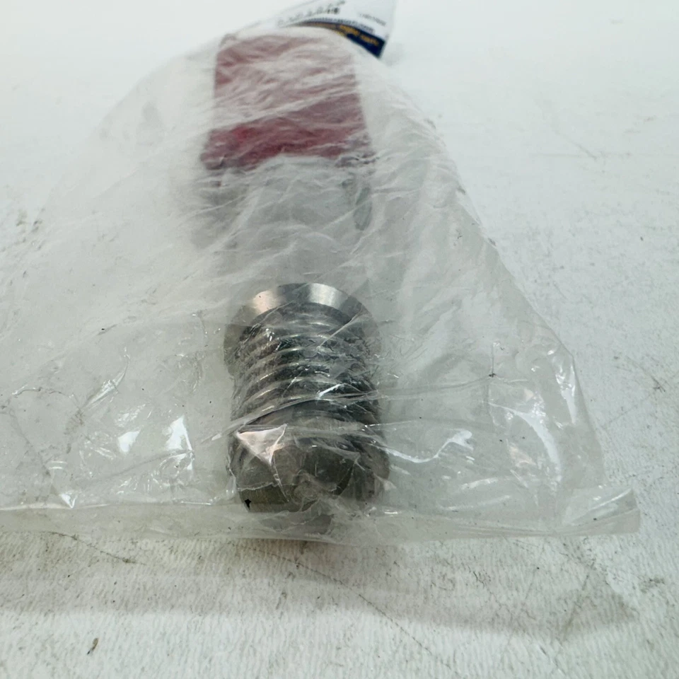 Turner Motorsport - Red Tow Strap With 75mm Bolt - 3191250 - Image 3 of 4