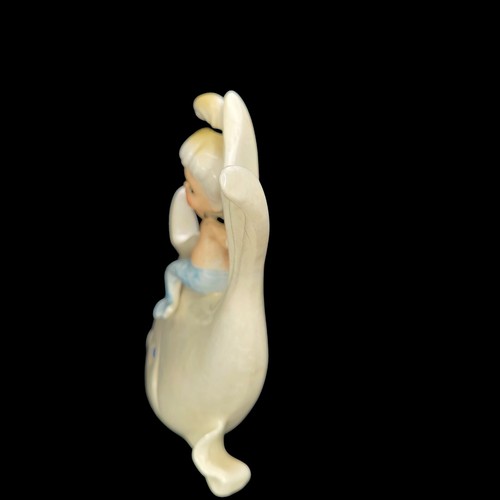 Vtg 50s Norcrest Ceramic Mermaid on Iridescent Fish Wall Plaque Figurine Japan - Picture 6 of 12