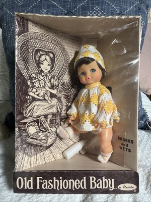 Uneeda Old Fashioned Baby Vintage 1976 Drinks And Wets  