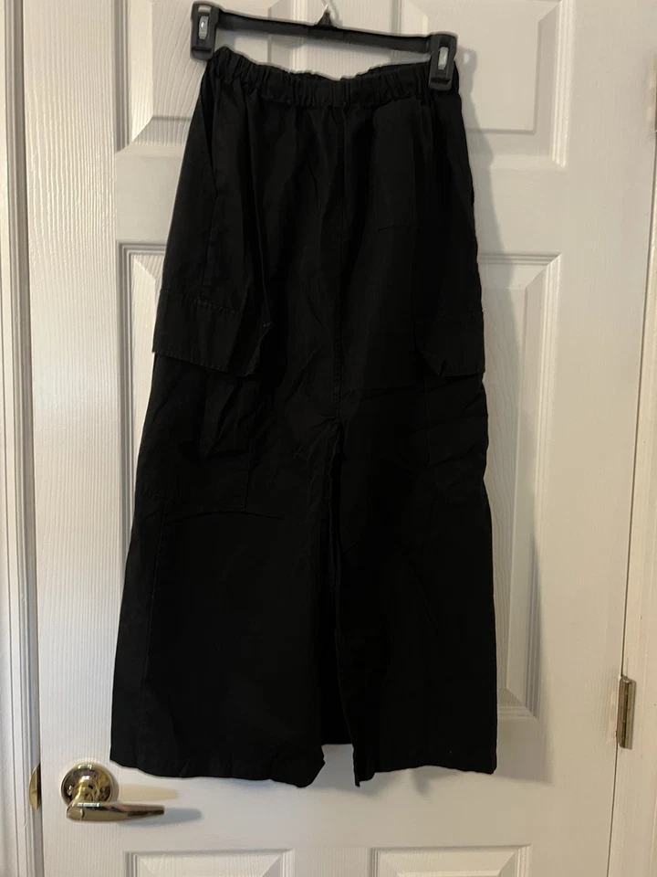 Maxi Falda Carga Negra con Bolsillos y Cordón Cintura Talla S/M Foto 3 de 3
