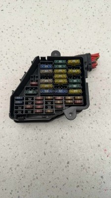 2006-2008 AUDI A4 Cabin Fuse Box
