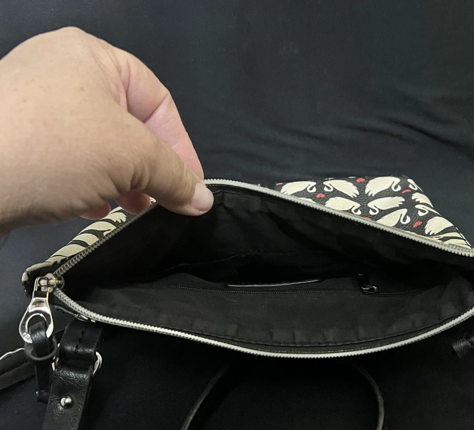 Bolso Bandolera Relic Para Mujer Patrón Cisne Alcaravea Multicolor Foto 4 de 4