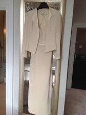Dusk ball gown and Jacket excellent condition size 12 cream 