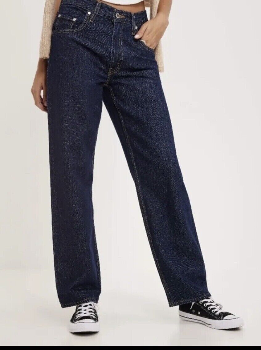 NEW Levis SilverTab '94 Baggy Mid Rise size 27X31 Jeans Dark NEW Levis SilverTab '94 Baggy Mid Rise size 27X31 Jeans Dark