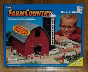 ertl farm country barn and silo set