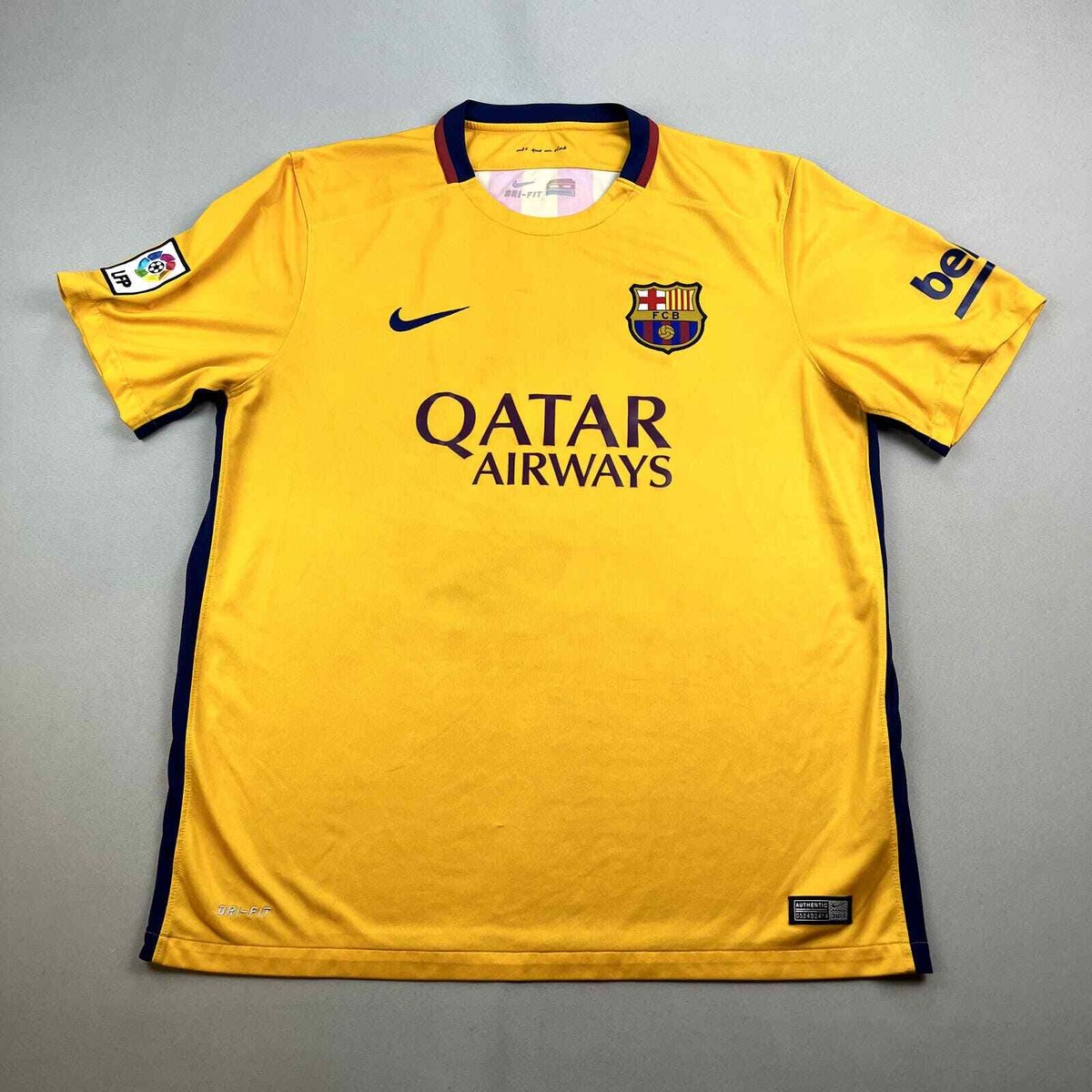 Nike FC Barcelona Jersey Mens XL Yellow FCB Barca Soccer