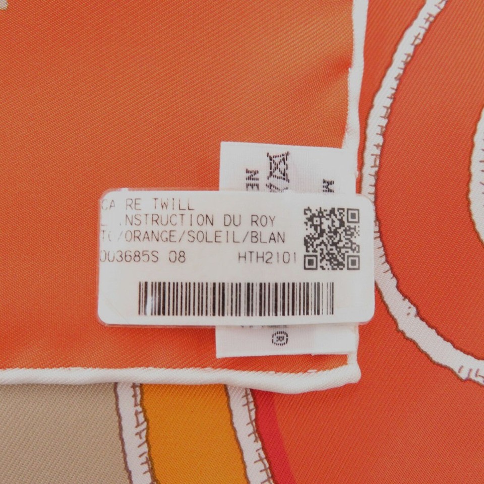 Hermes Carre 90 L'INSTRVCTION DV ROY silk scarf Orange Unused W/Box