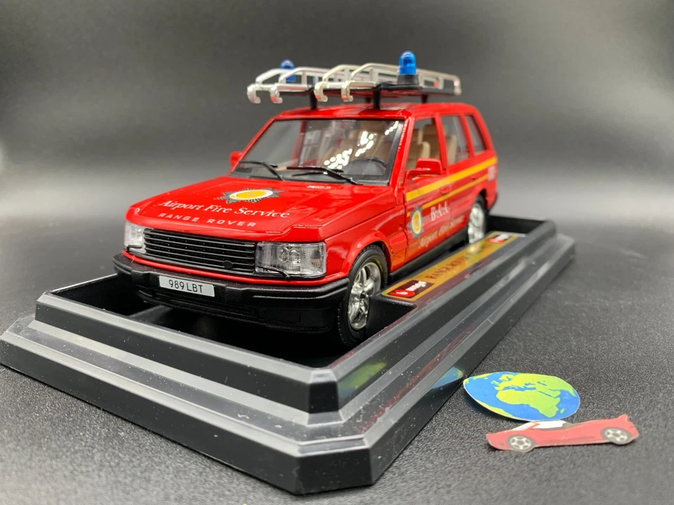 Bburago Range Rover FireMen, automodello scala 1:24 - 1:25, vintage (1685) - Immagine 3 di 4