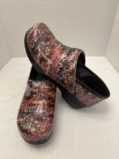 Dansko Professional Clogs Multicolor Yarn Knit Sweater Print Patent 41 10.5 11